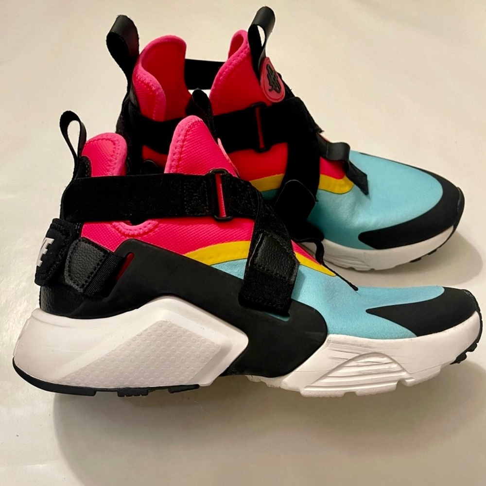 Nike Air Huarache Sneakers